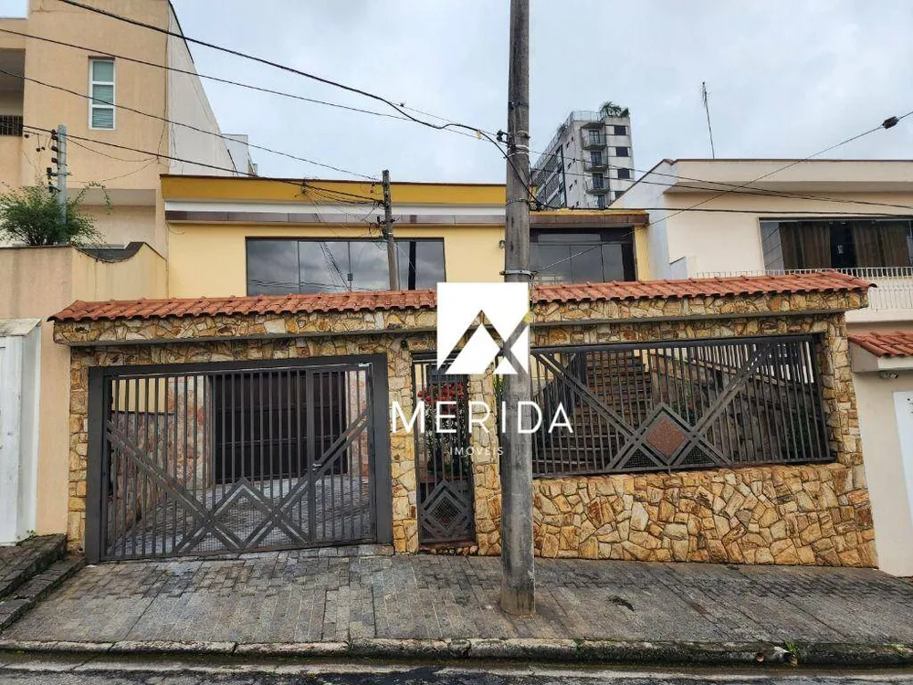 Sobrado, 6 quartos, 213 m² - Foto 1