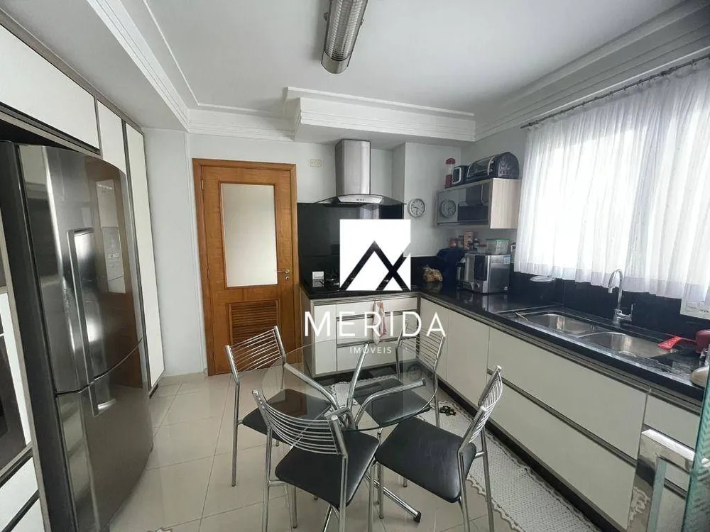 Apartamento, 3 quartos, 169 m² - Foto 2