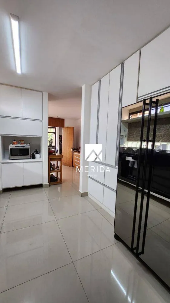 Apartamento, 4 quartos, 330 m² - Foto 11