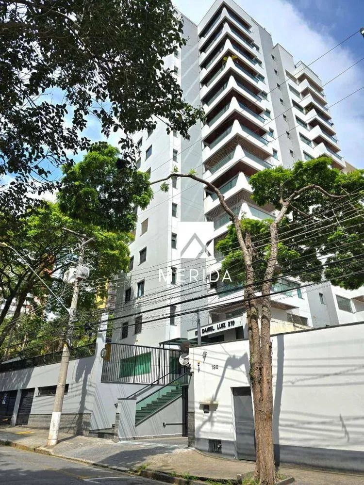 Apartamento, 3 quartos, 142 m² - Foto 2