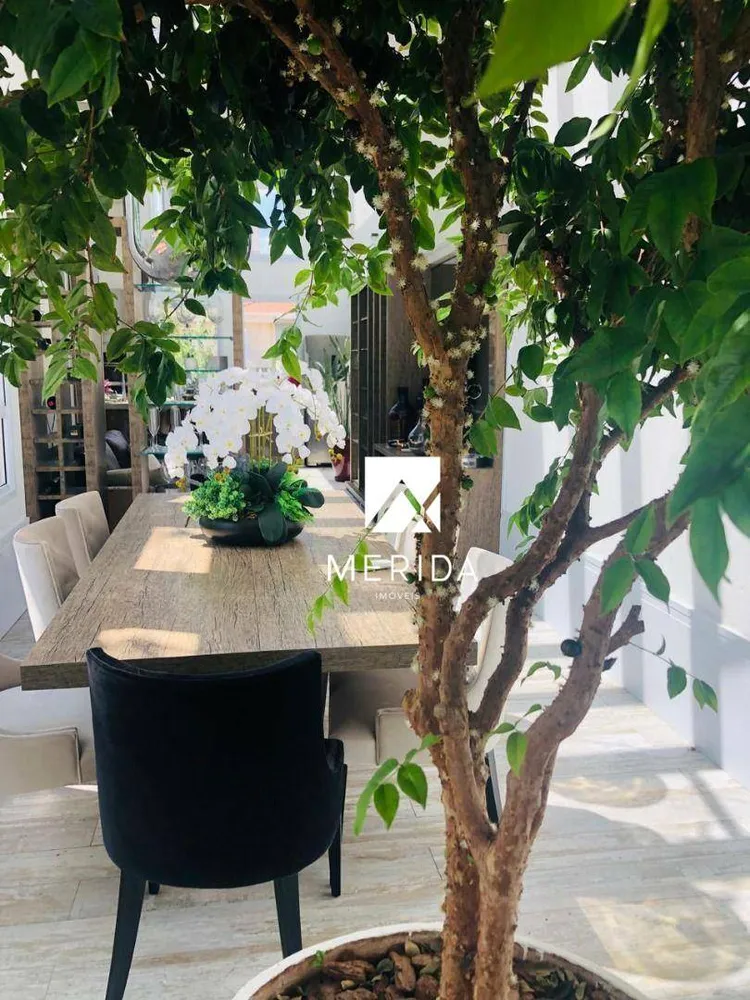 Cobertura, 3 quartos, 220 m² - Foto 6