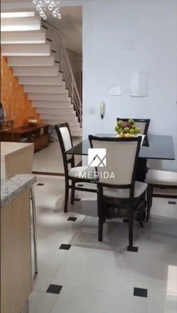 Sobrado, 3 quartos, 218 m² - Foto 8