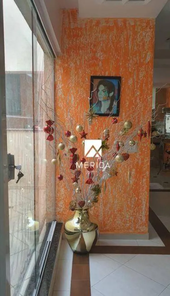 Sobrado, 3 quartos, 218 m² - Foto 2