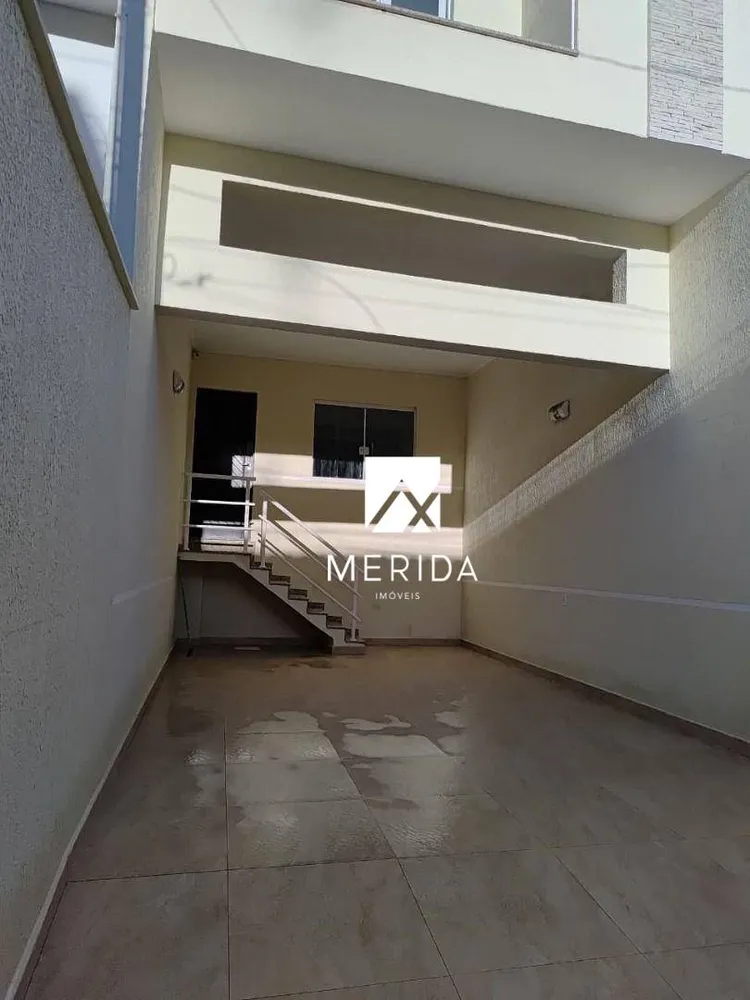 Sobrado, 3 quartos, 230 m² - Foto 1