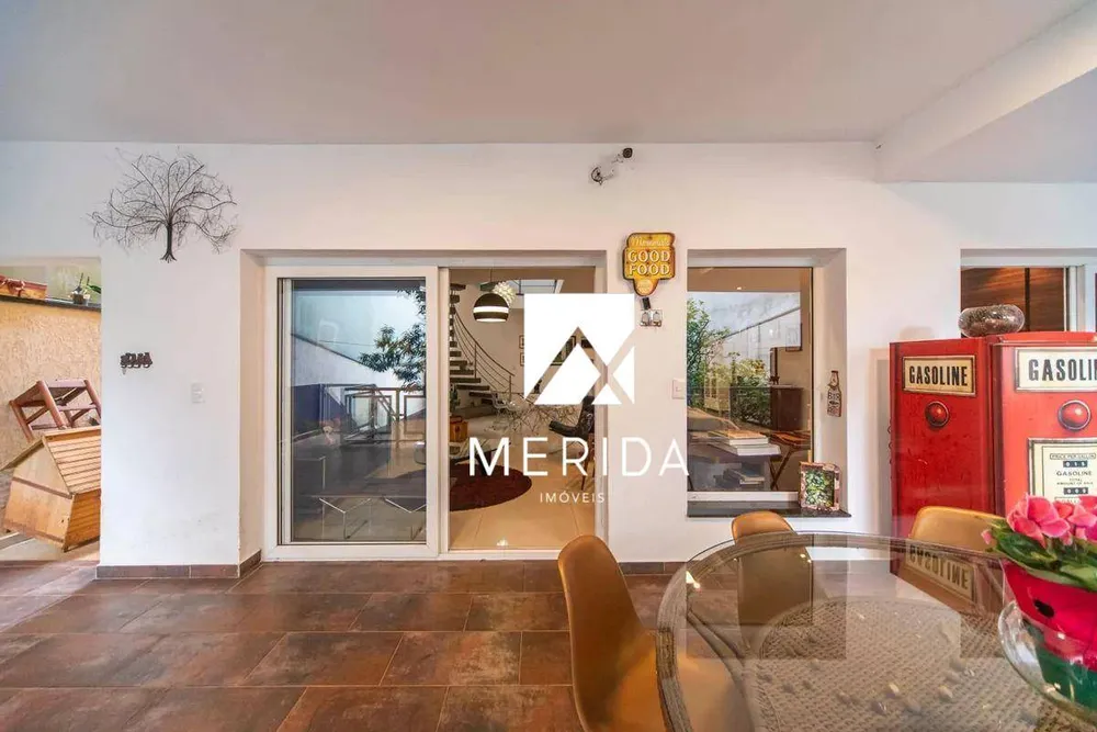 Sobrado, 4 quartos, 424 m² - Foto 1