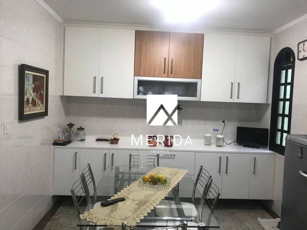 Sobrado, 2 quartos, 251 m² - Foto 7