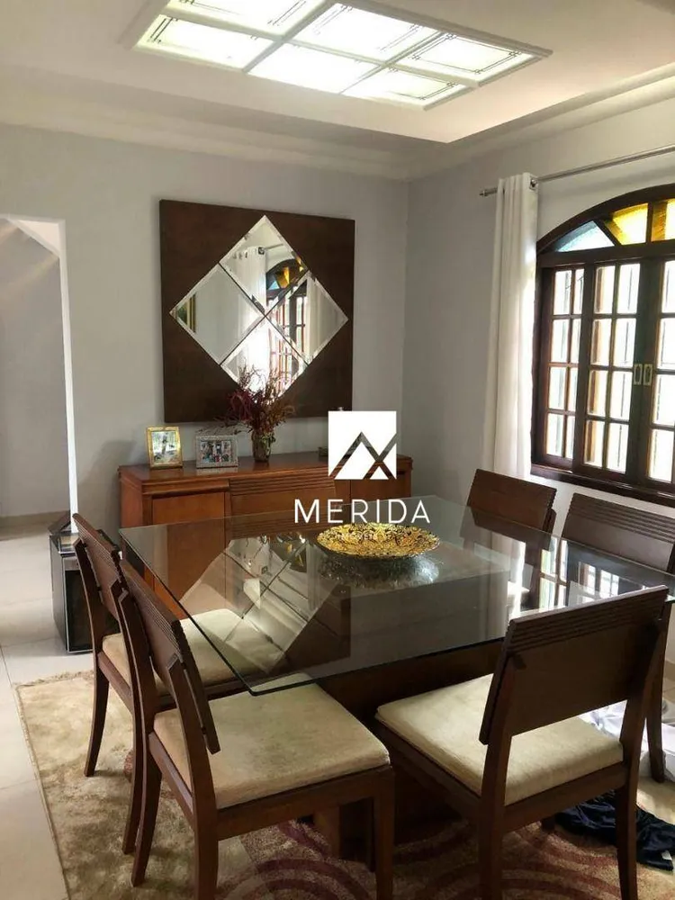 Sobrado, 2 quartos, 251 m² - Foto 1