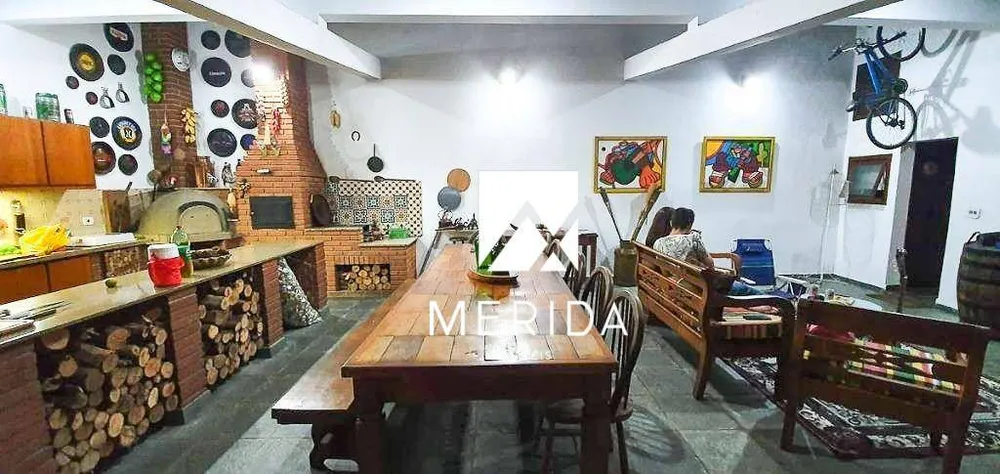 Casa, 3 quartos, 384 m² - Foto 1