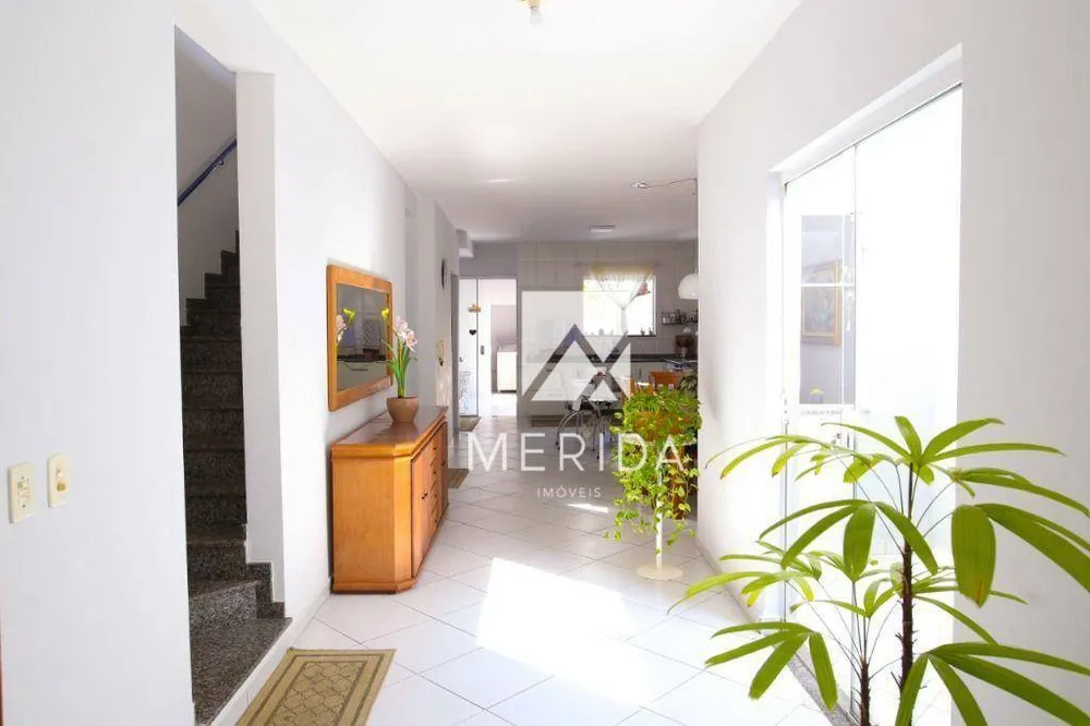 Sobrado, 3 quartos, 196 m² - Foto 4