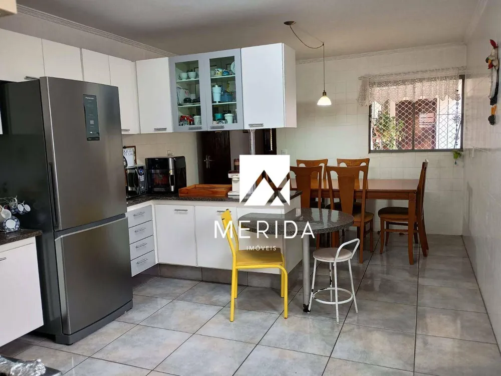Sobrado, 3 quartos, 308 m² - Foto 4