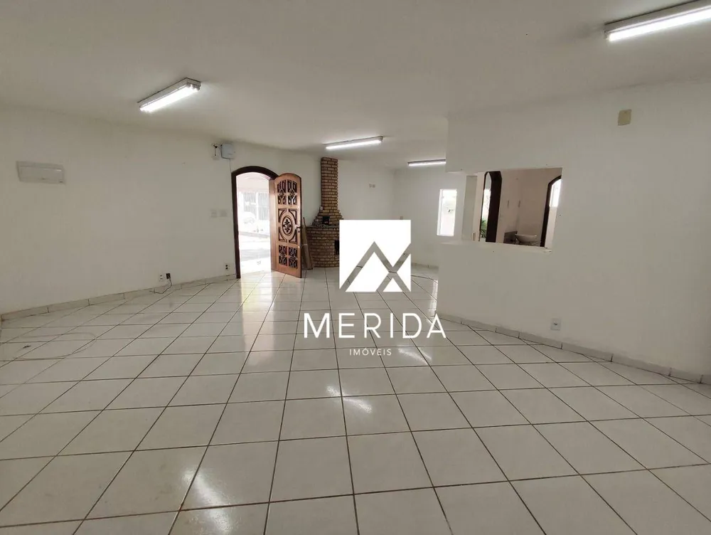 Sobrado, 4 quartos, 365 m² - Foto 2