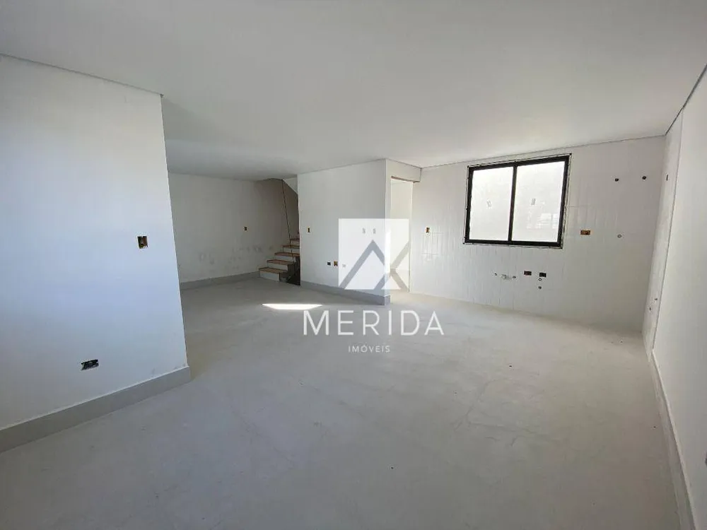Sobrado, 3 quartos, 194 m² - Foto 2