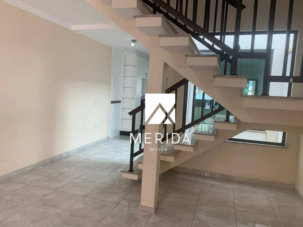 Sobrado, 3 quartos, 179 m² - Foto 2