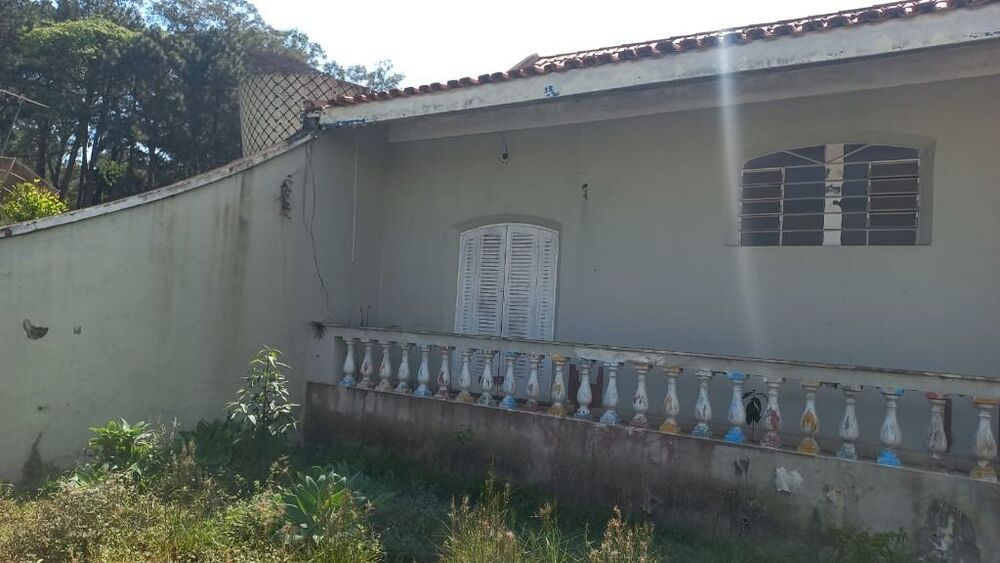 Casa à venda e aluguel com 4 quartos, 510m² - Foto 1