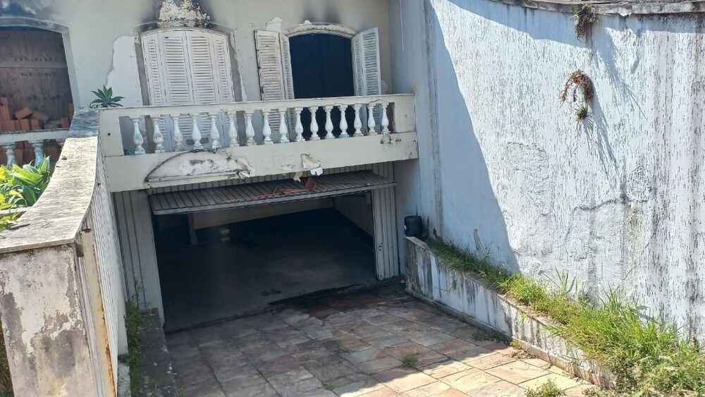 Casa à venda e aluguel com 4 quartos, 510m² - Foto 4