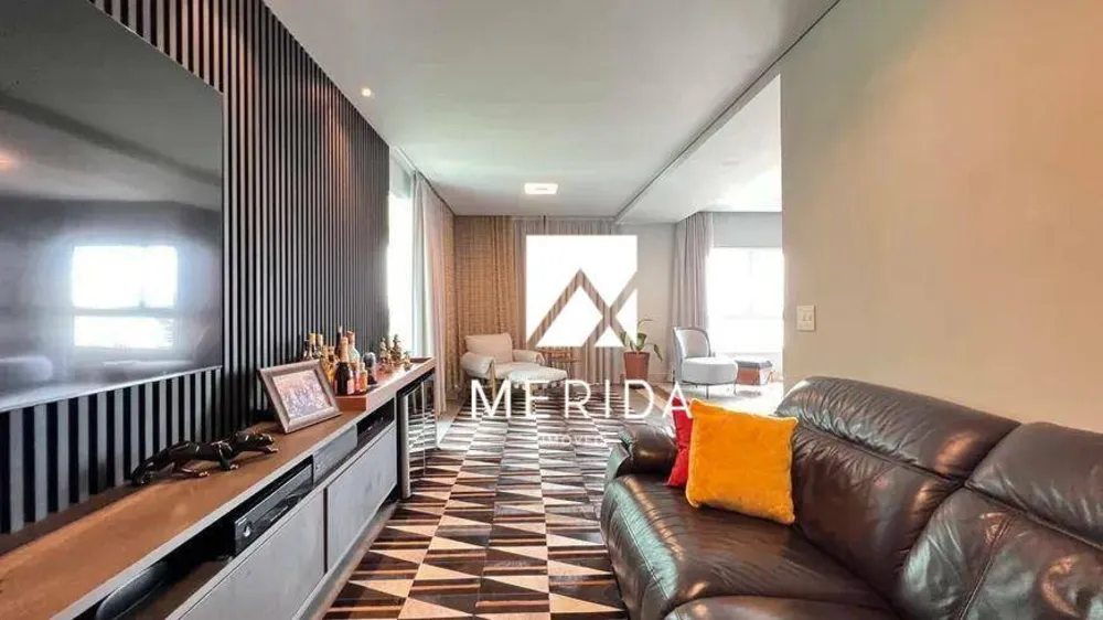 Apartamento, 3 quartos, 248 m² - Foto 2