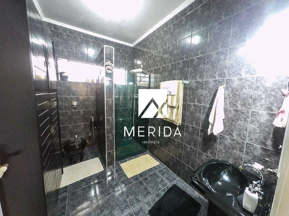 Casa, 3 quartos, 243 m² - Foto 10