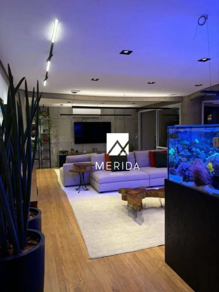 Apartamento, 4 quartos, 227 m² - Foto 1