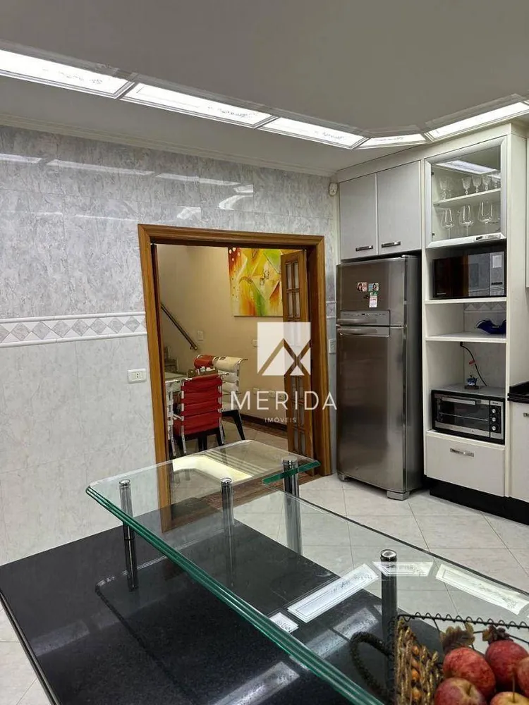 Sobrado, 3 quartos, 195 m² - Foto 1