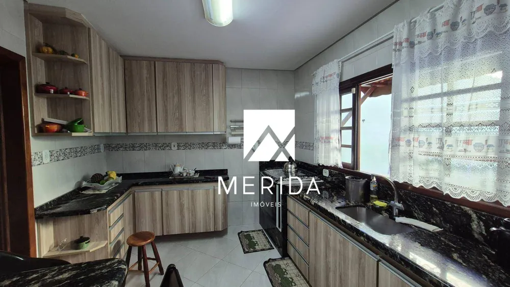 Sobrado, 3 quartos, 219 m² - Foto 6