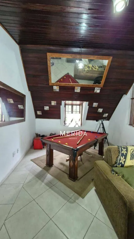 Sobrado, 3 quartos, 205 m² - Foto 1