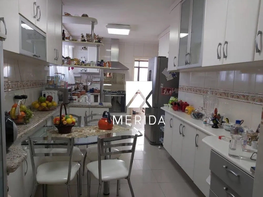 Apartamento, 3 quartos, 177 m² - Foto 1