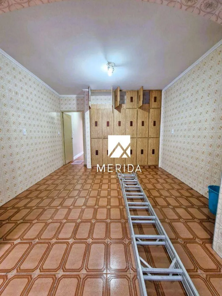 Sobrado, 3 quartos, 261 m² - Foto 1
