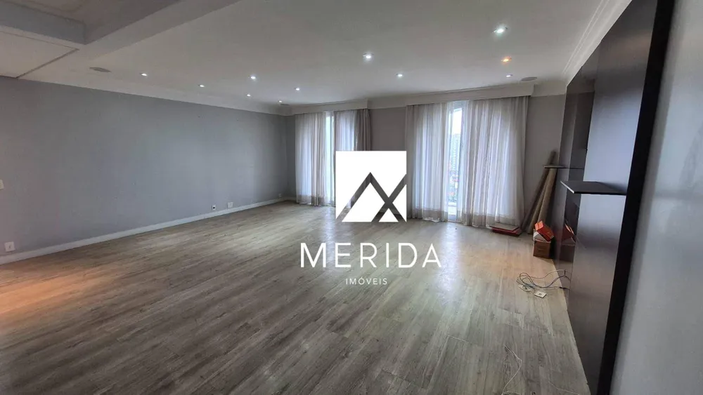 Apartamento, 3 quartos, 210 m² - Foto 2