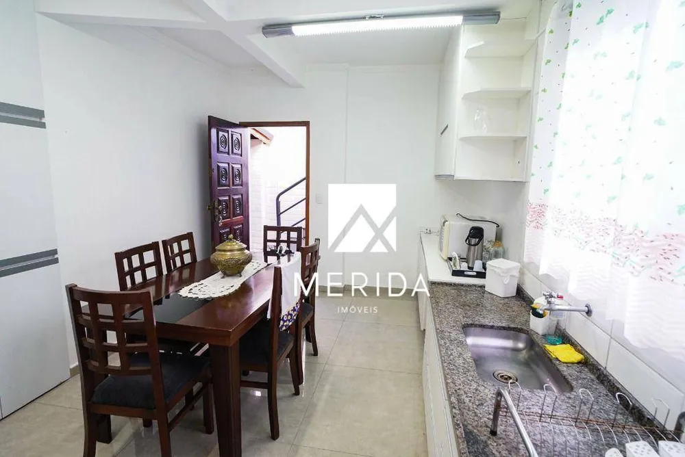 Casa, 3 quartos, 225 m² - Foto 3
