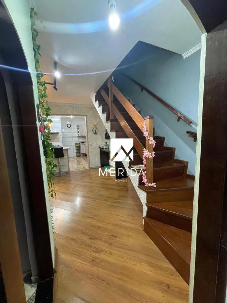 Sobrado, 4 quartos, 215 m² - Foto 2