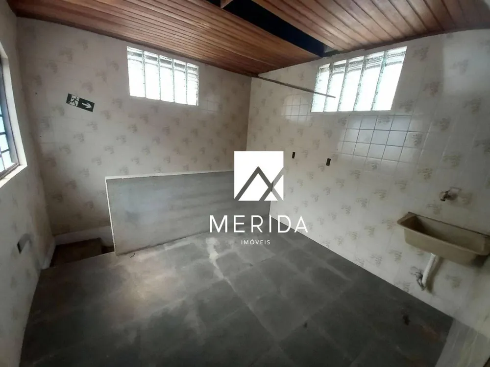 Casa, 5 quartos, 254 m² - Foto 3