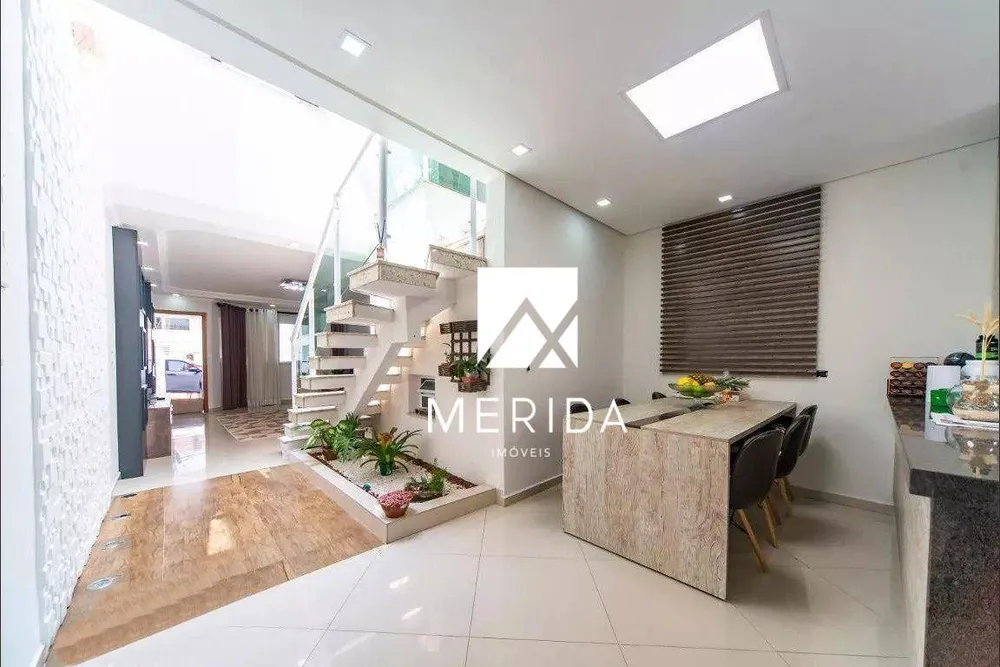 Sobrado, 4 quartos, 190 m² - Foto 2