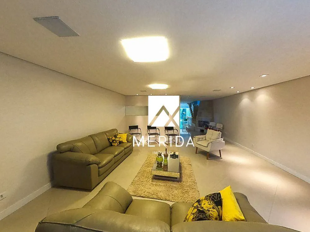Sobrado, 5 quartos, 434 m² - Foto 1
