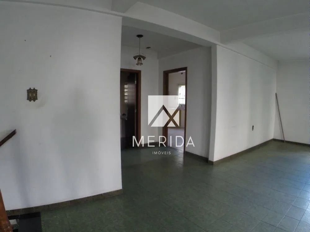 Sobrado, 9 quartos, 434 m² - Foto 4