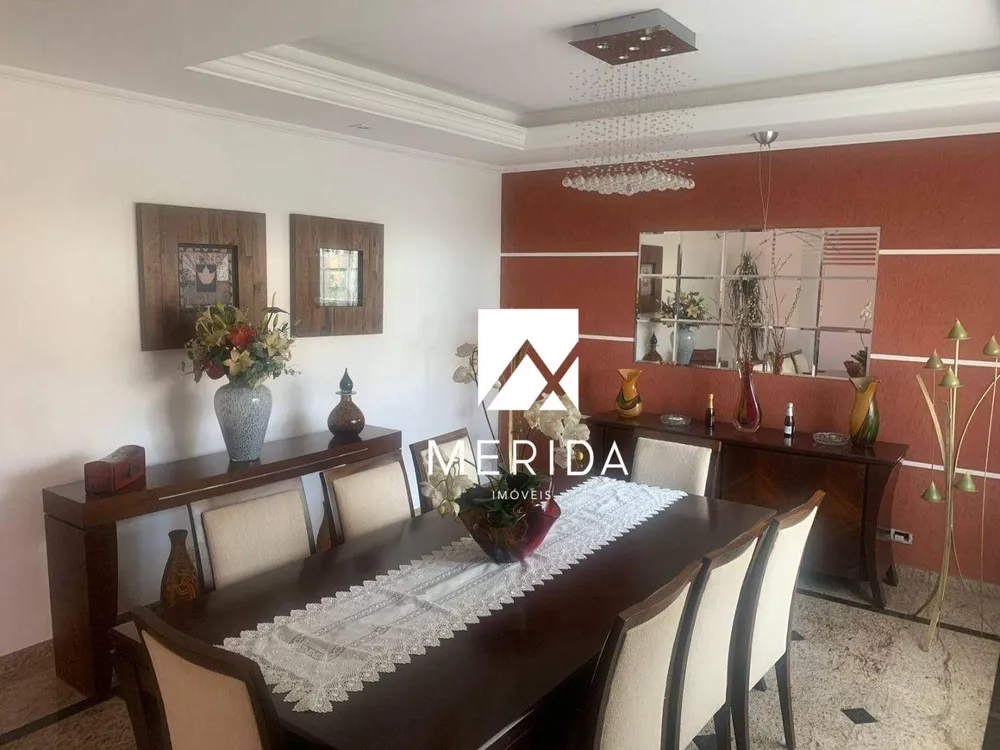 Sobrado, 4 quartos, 600 m² - Foto 1