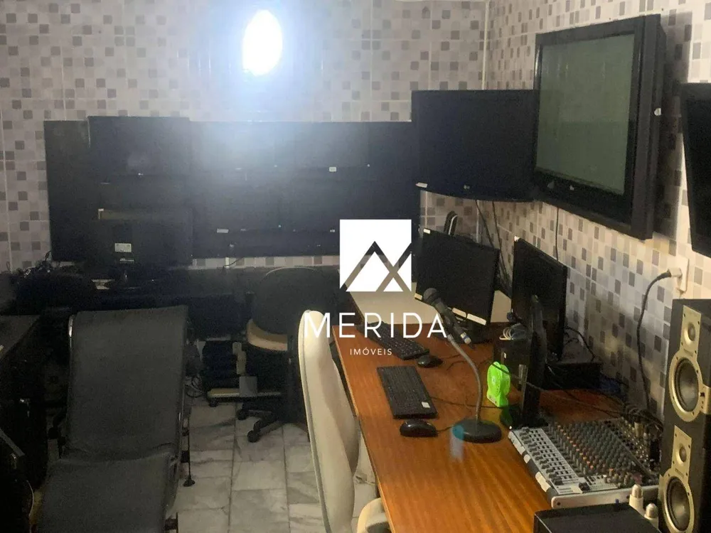 Sobrado, 4 quartos, 600 m² - Foto 11