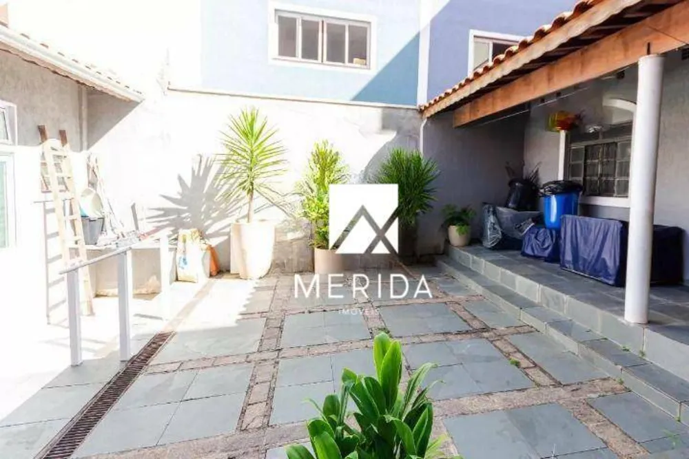 Casa, 3 quartos, 240 m² - Foto 11