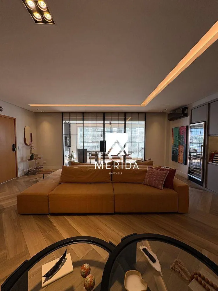 Apartamento, 3 quartos, 185 m² - Foto 2