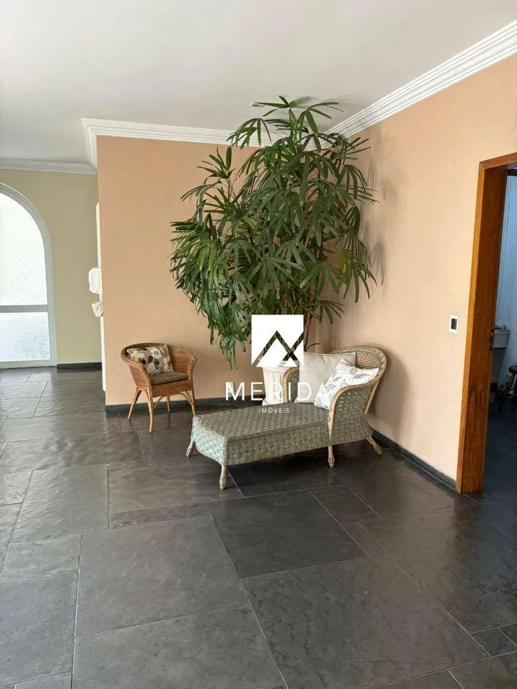 Apartamento, 3 quartos, 200 m² - Foto 2