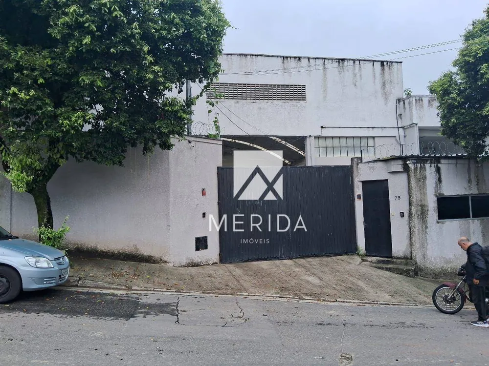 Depósito-Galpão, 1350 m² - Foto 1