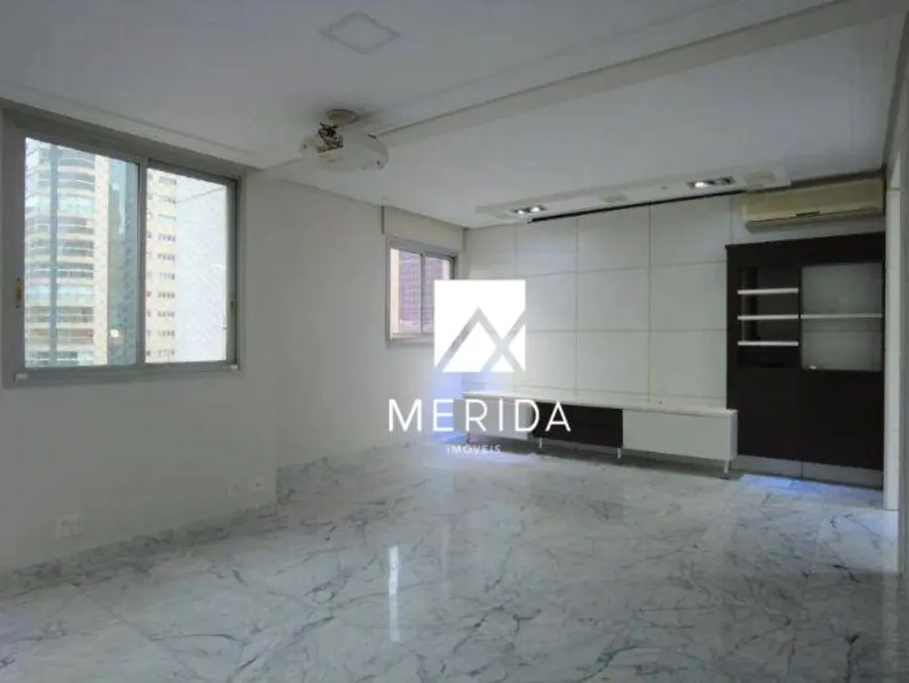 Apartamento, 3 quartos, 379 m² - Foto 2