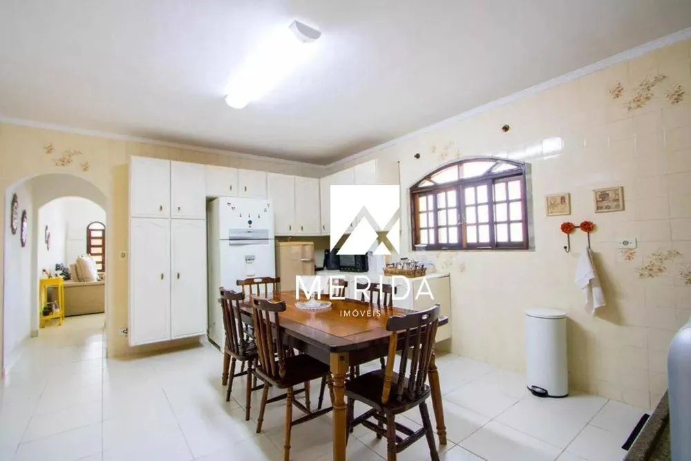Sobrado, 3 quartos, 278 m² - Foto 8