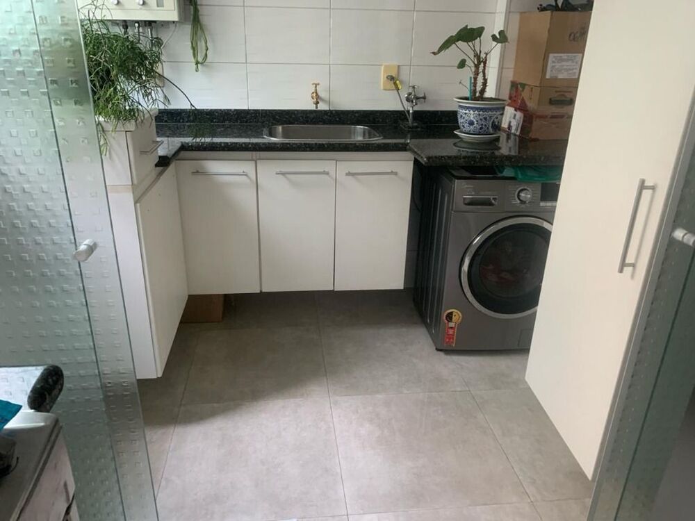 Apartamento à venda com 2 quartos, 72m² - Foto 2
