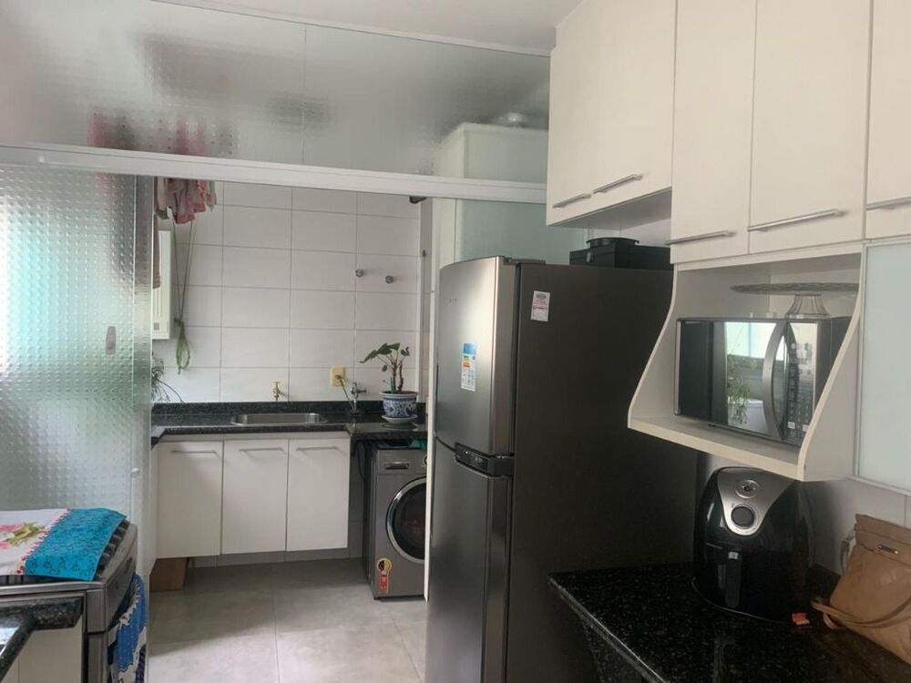 Apartamento à venda com 2 quartos, 72m² - Foto 7