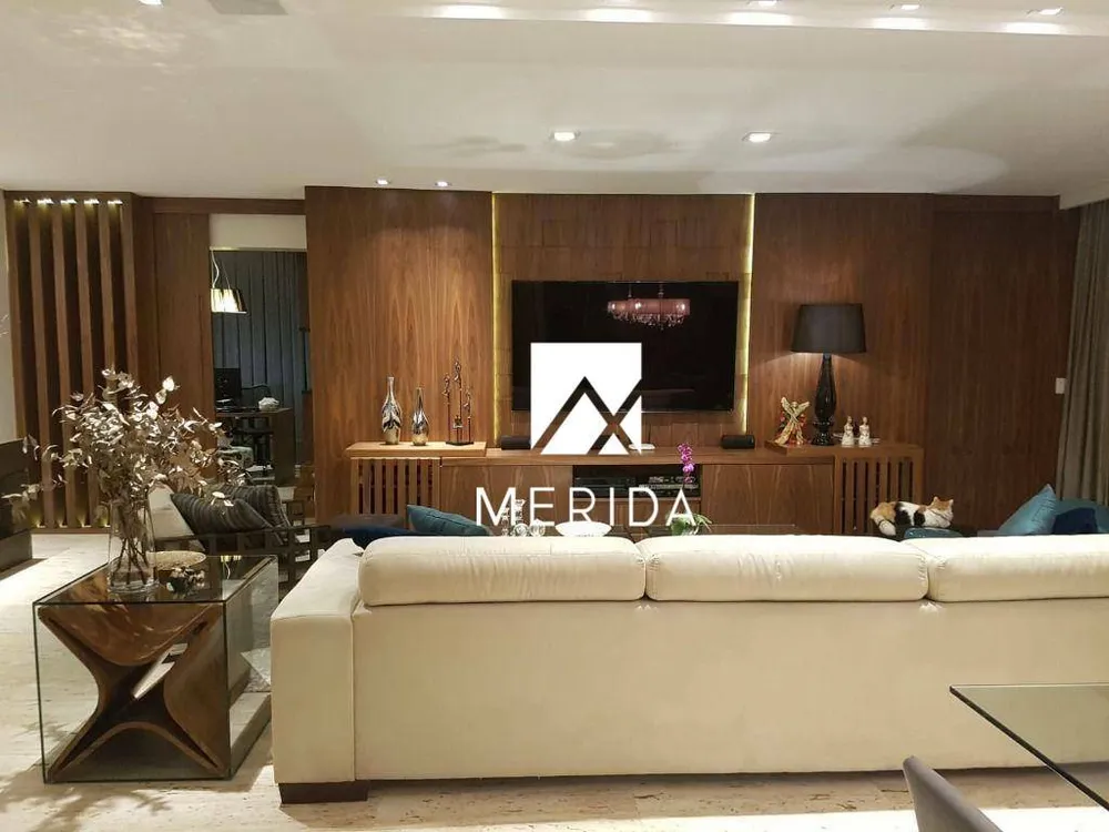 Apartamento, 3 quartos, 236 m² - Foto 1