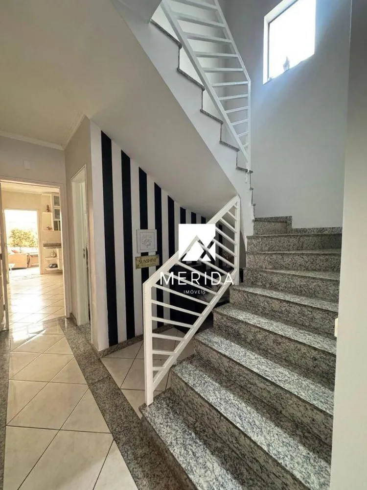 Sobrado, 3 quartos, 195 m² - Foto 3