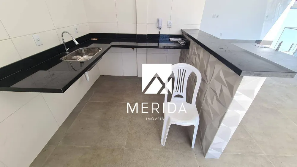 Sobrado, 3 quartos, 305 m² - Foto 2