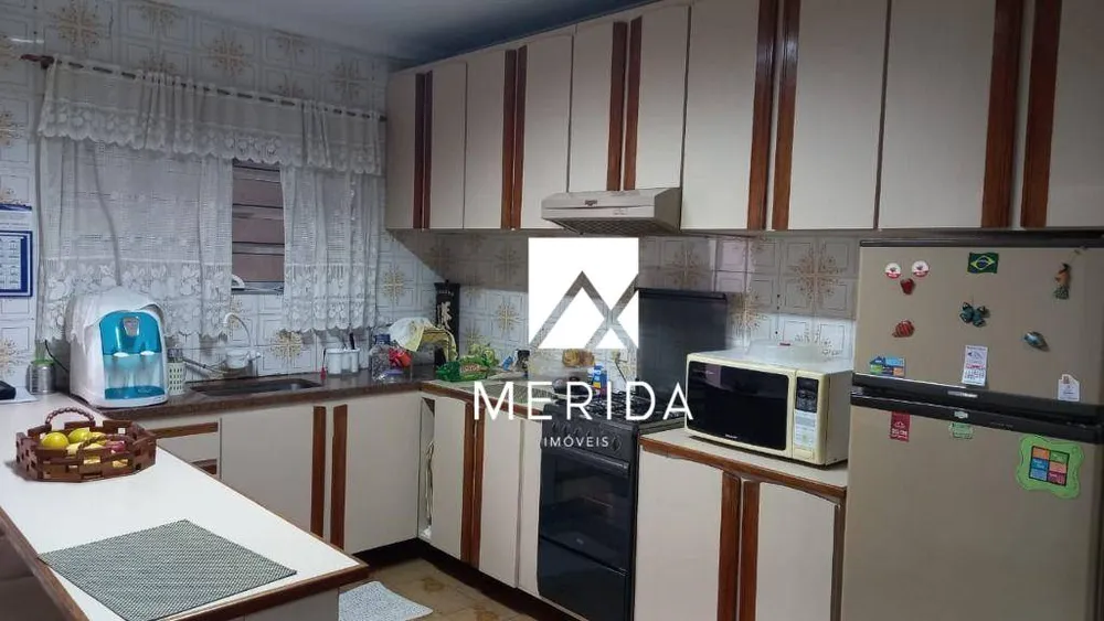Casa, 3 quartos, 310 m² - Foto 2