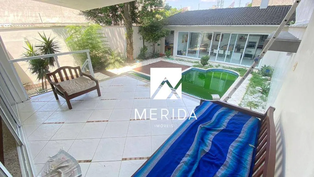 Sobrado, 3 quartos, 384 m² - Foto 2