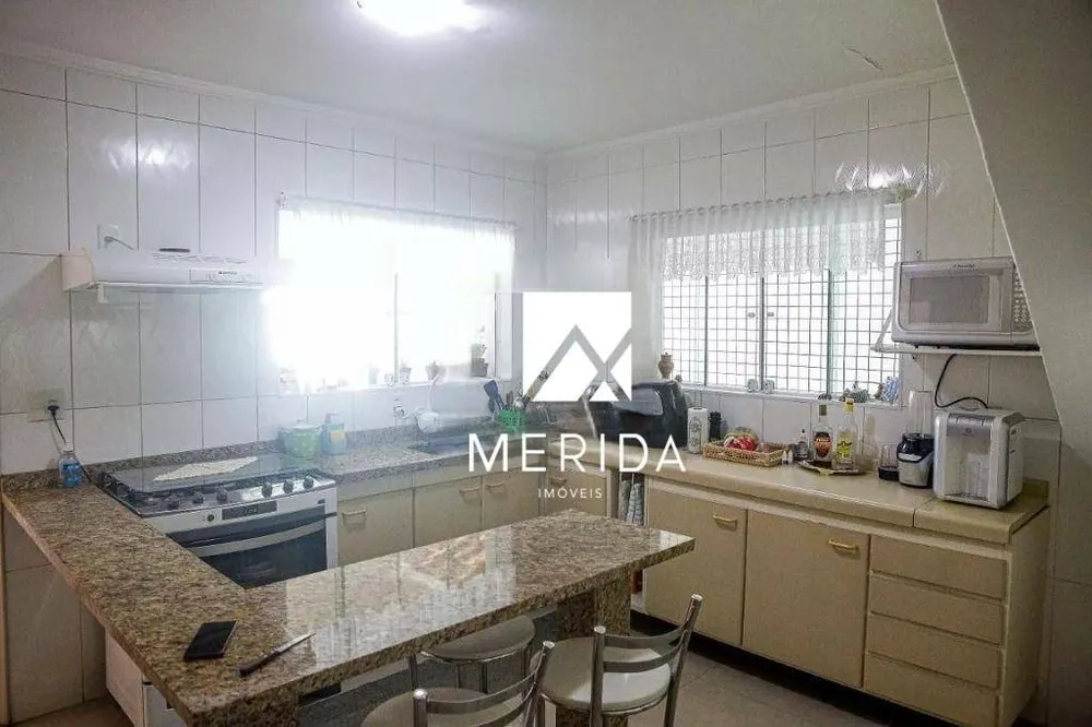 Sobrado, 3 quartos, 176 m² - Foto 3